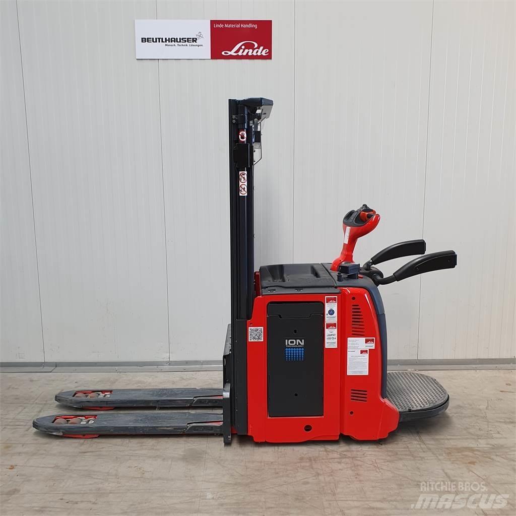Linde D12AP Deichselstapler