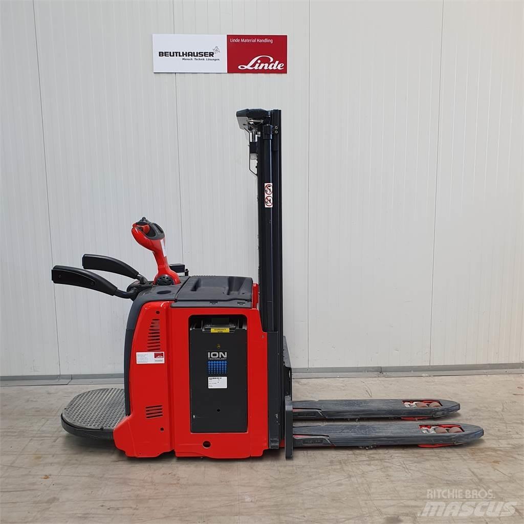Linde D12AP Deichselstapler