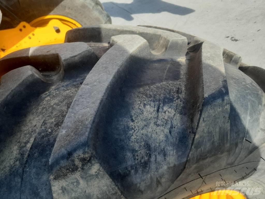 JCB TM 320 Teleskoplader für Landwirtschaft
