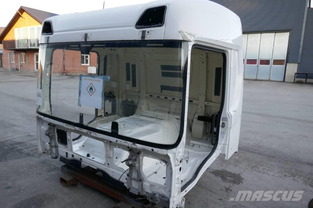 Scania P 410 Kabinen