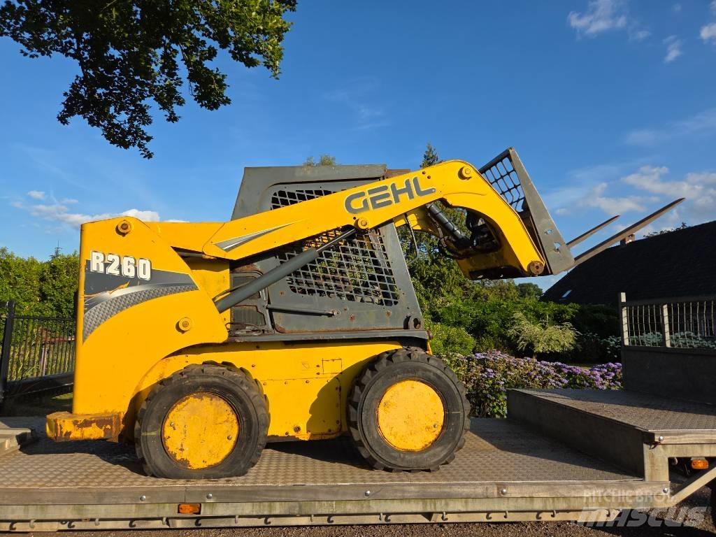 Gehl R 260 DEFECT!! Kompaktlader