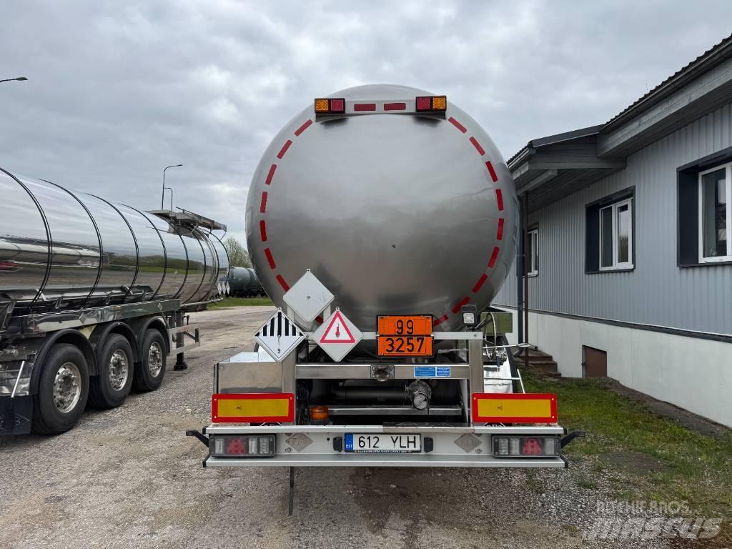 Feldbinder TSA 32,3 Tankanhänger