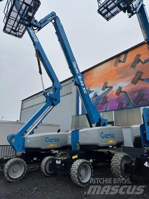Genie S-45XC Teleskopbühnen