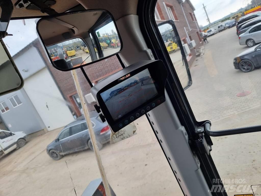 Doosan DL 200-3 Radlader