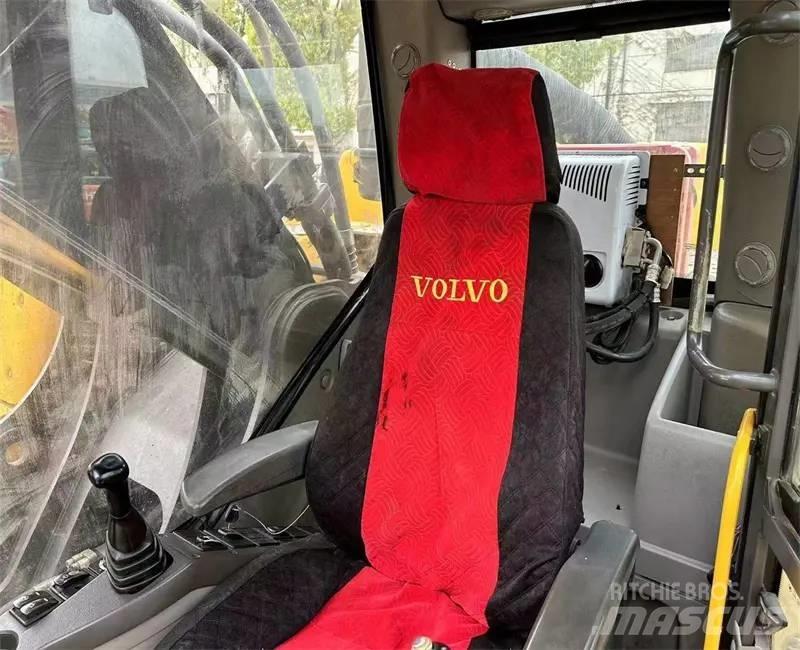 Volvo EC480DL Raupenbagger