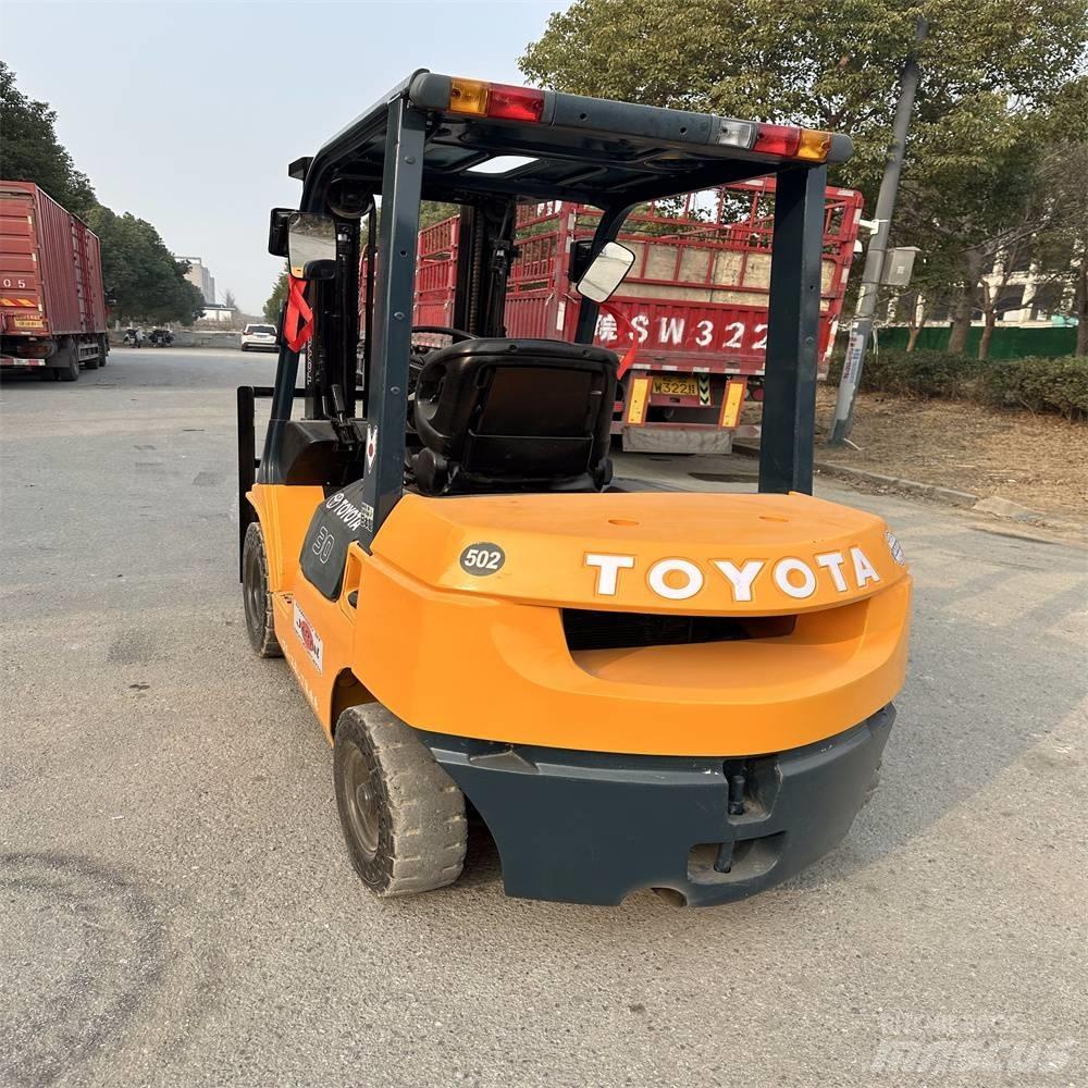 Toyota 62-7 FD N 30 Diesel heftrucks
