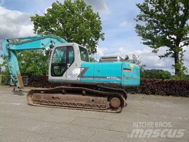 Kobelco SK250NLC Raupenbagger