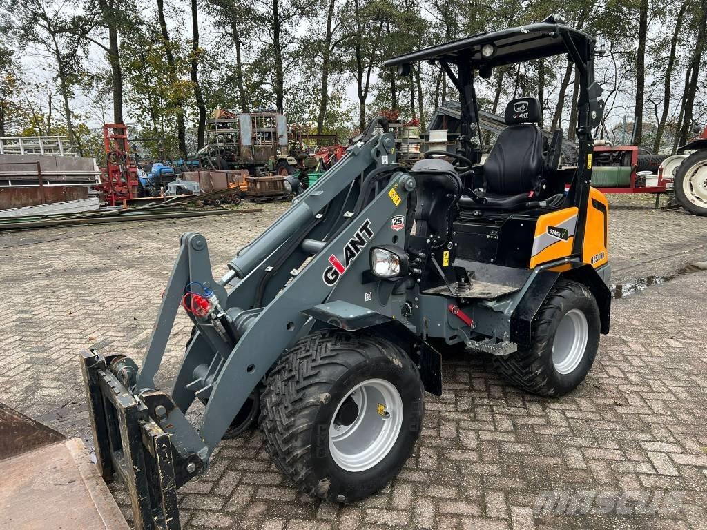 GiANT G 2500 HD Minilader