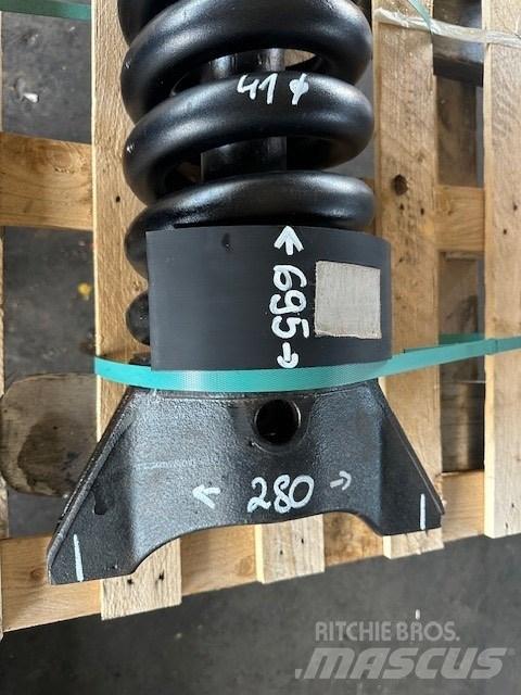 Doosan NAPINACZ Ketten