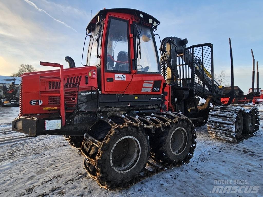 Komatsu 835 Forwarder