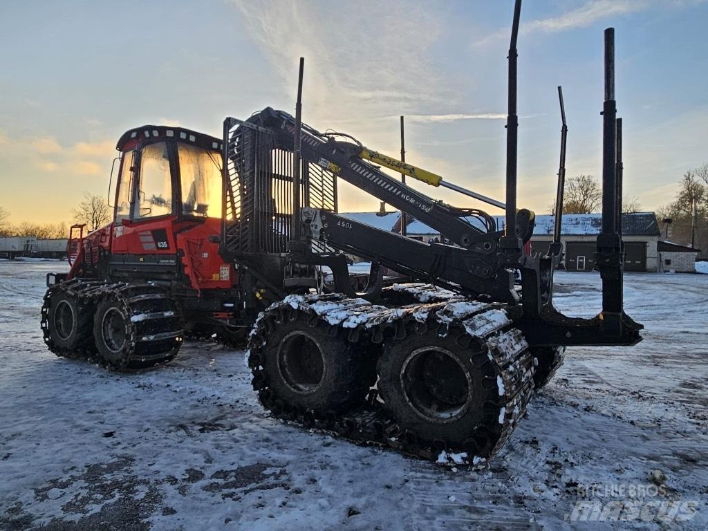 Komatsu 835 Forwarder