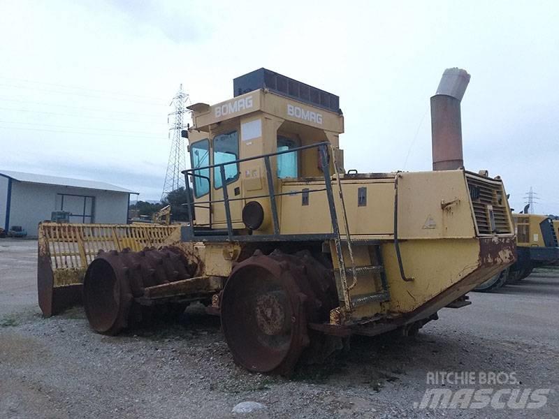 Bomag BC 771 RB Müllverdichter