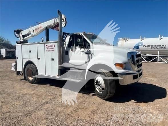Ford F750 Sonstige Baumaschinen