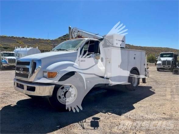 Ford F750 Sonstige Baumaschinen