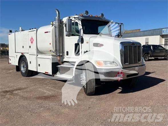 Peterbilt 337 Sonstige Baumaschinen