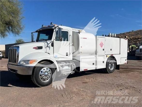 Peterbilt 337 Sonstige Baumaschinen