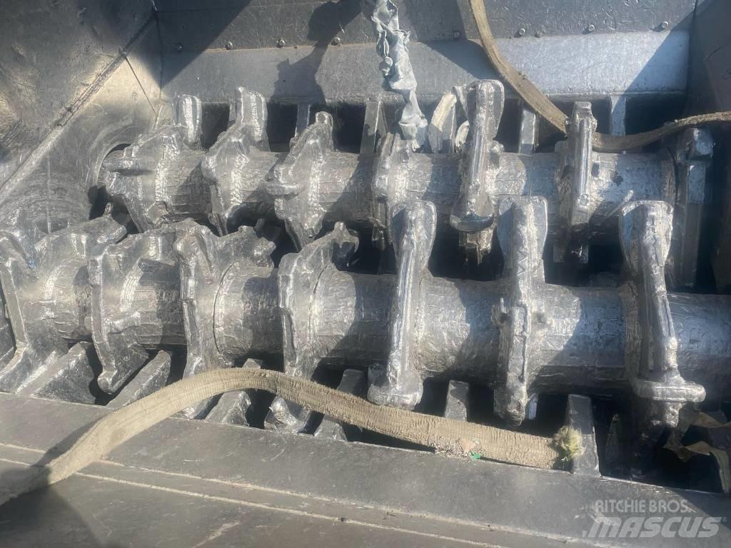 HAAS TYRON 2000XL Sonstige Flurförderzeuge