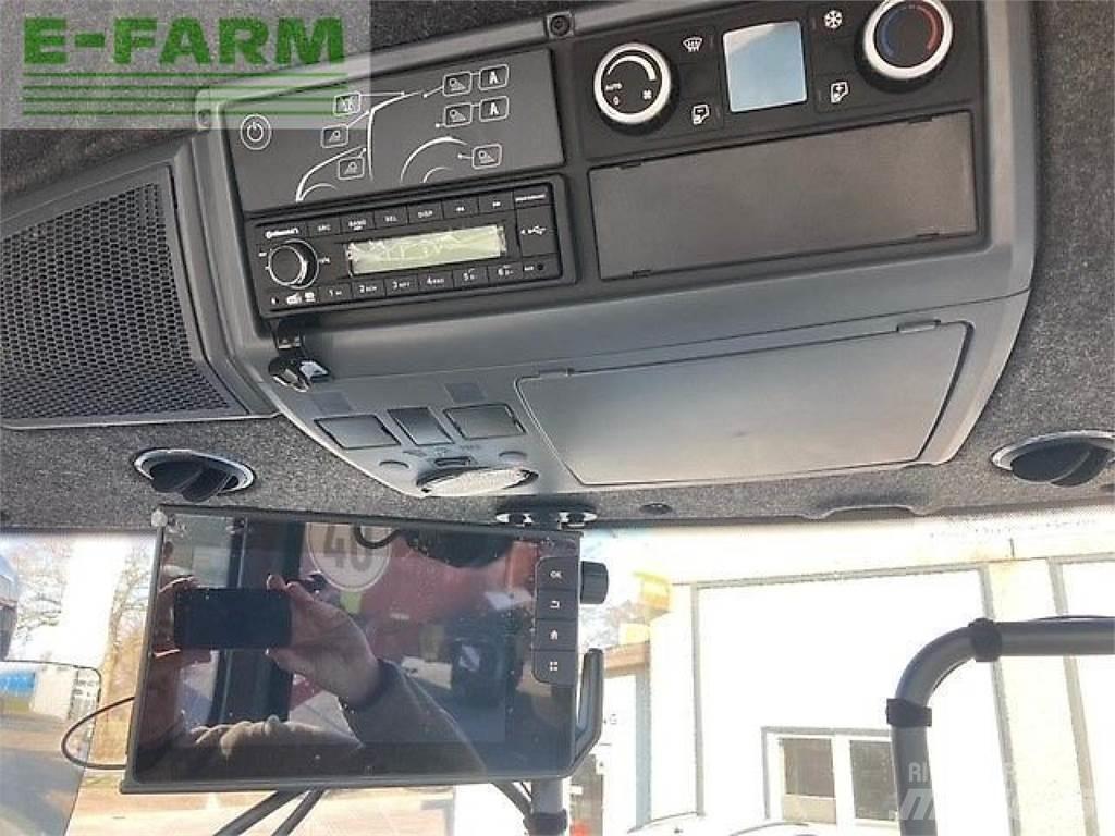 Valtra t215a Traktoren