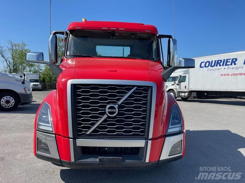 Volvo VNL64T300 Sattelzugmaschinen