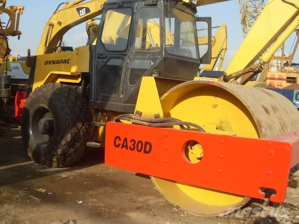 Dynapac CA 30 D Walzenzüge