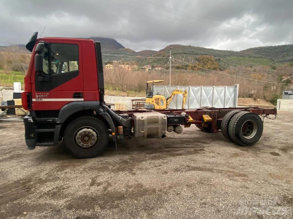 Iveco STRALIS 190S31 Autotransporter