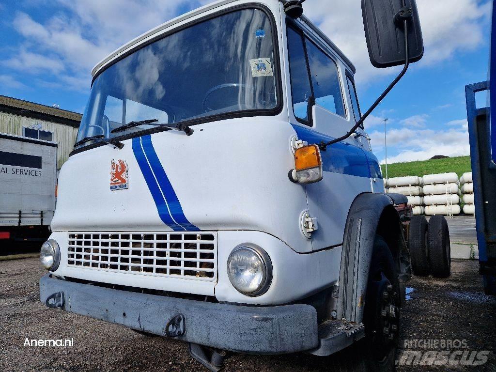 Bedford TK 1020 Sattelzugmaschinen