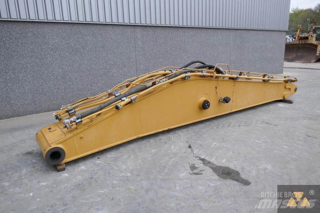 CAT 352F Boom Transport Sonstige