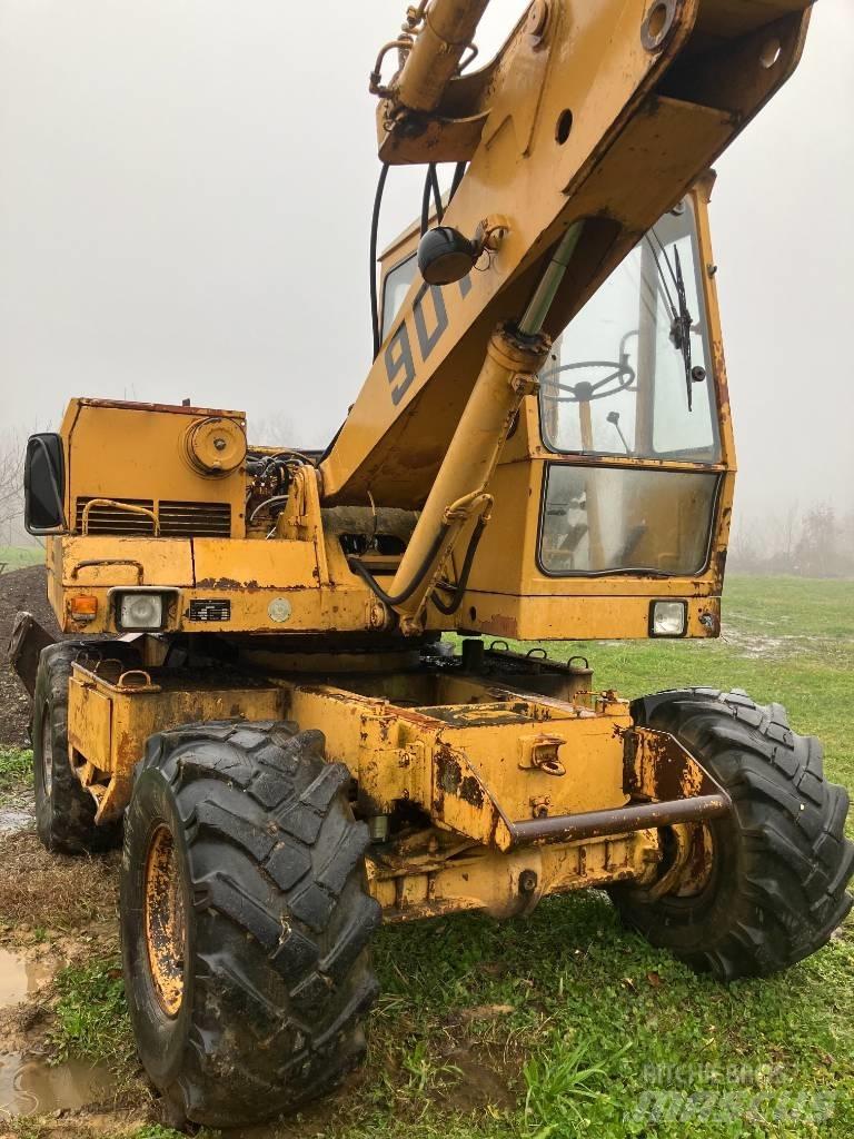 Liebherr A 901 C Mobilbagger