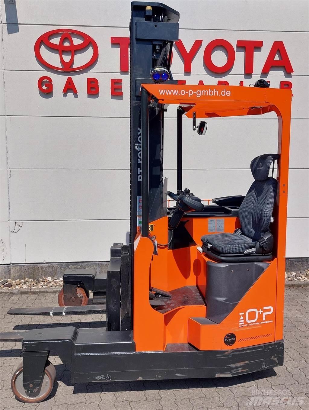 Toyota FRE270 Vierwegestapler