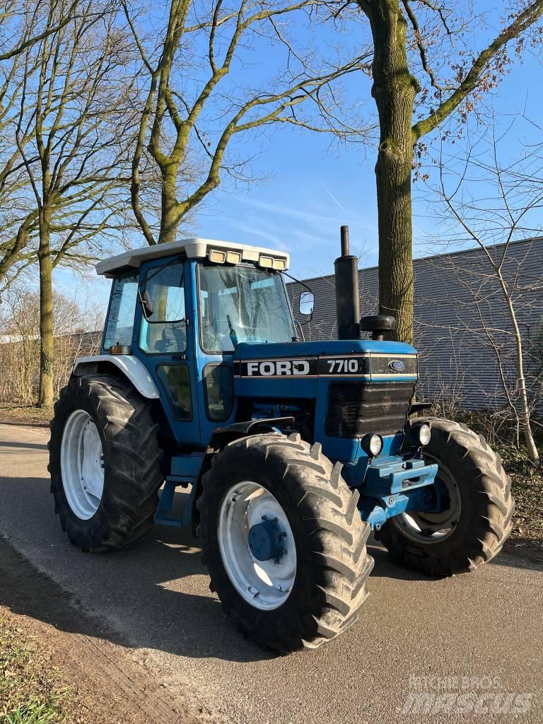 Ford 7710 II Traktoren