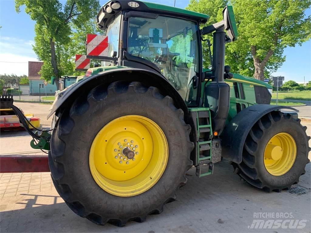 John Deere 6R 250 Traktoren