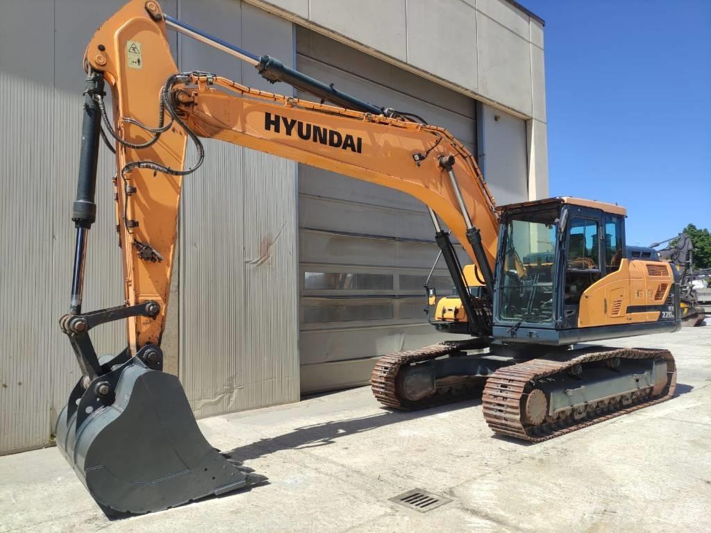 Hyundai HX 220 Raupenbagger