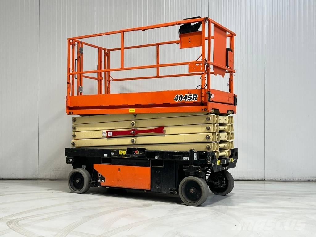 JLG 4045R Scheren-Arbeitsbühnen