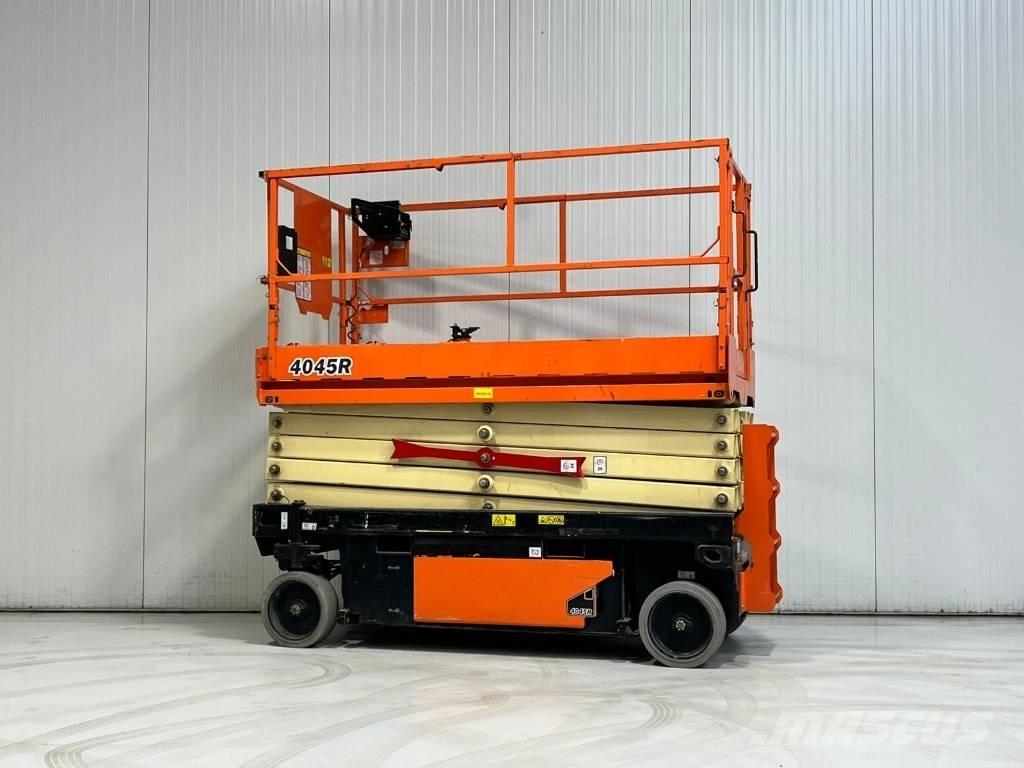 JLG 4045R Scheren-Arbeitsbühnen