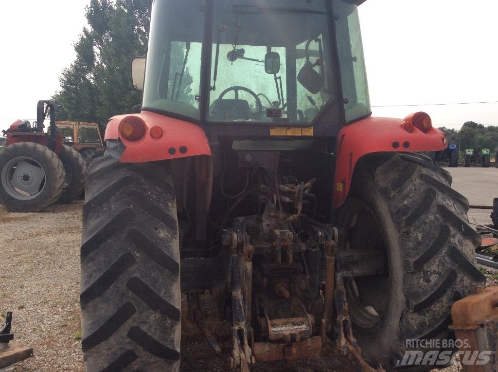 Massey Ferguson 5435 Traktoren