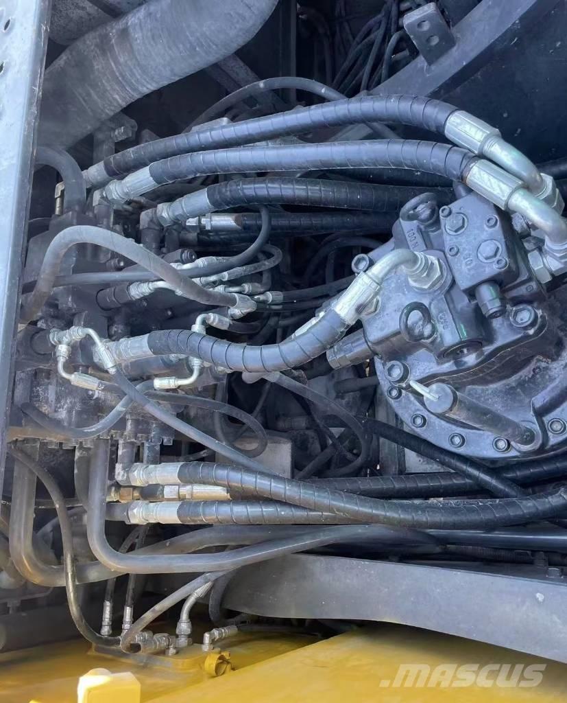 Volvo 240 Raupenbagger