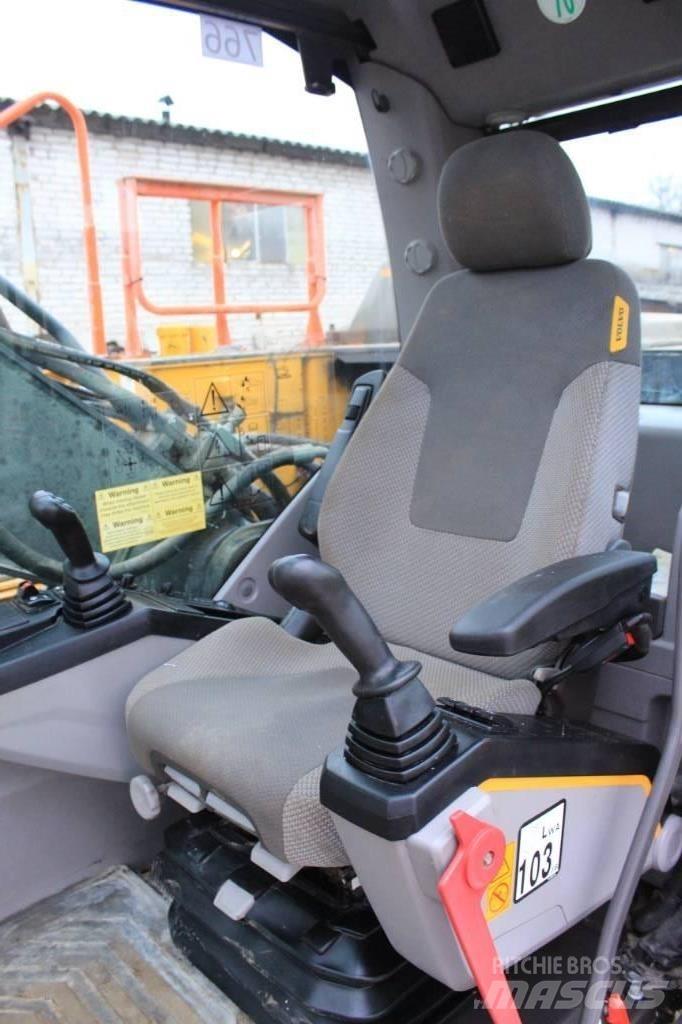 Volvo EC 220 E Raupenbagger