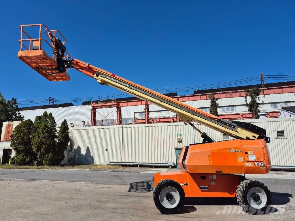 JLG 600 S Teleskopbühnen
