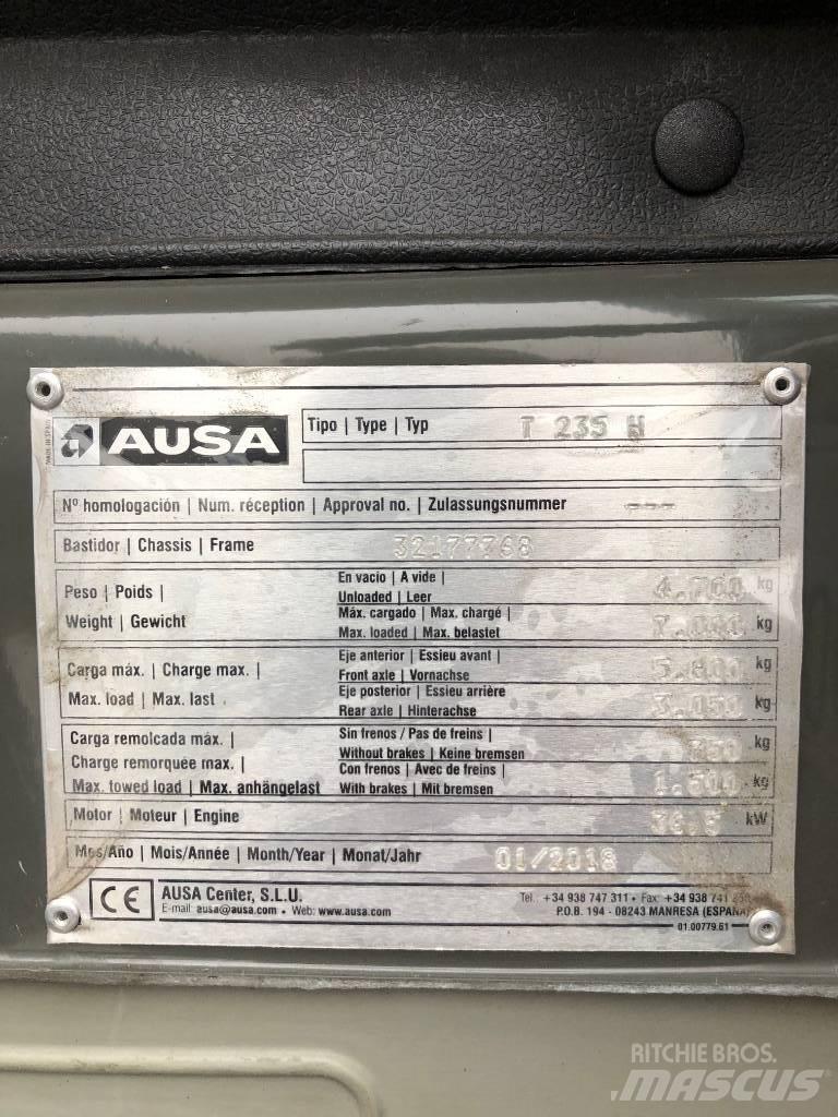 Ausa T 235 H Teleskoplader