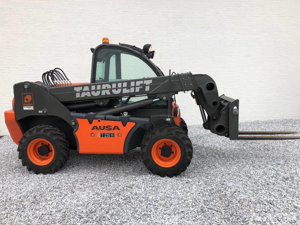Ausa T 235 H Teleskoplader