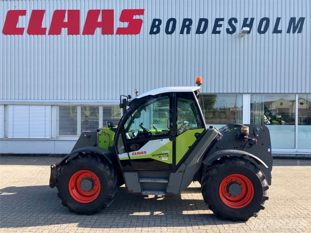 Liebherr T46-7S Teleskoplader