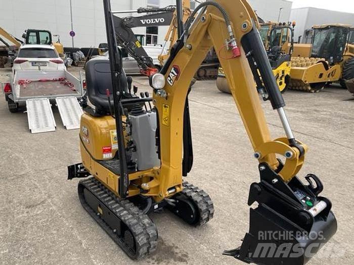 CAT 300.9D Minibagger < 7t
