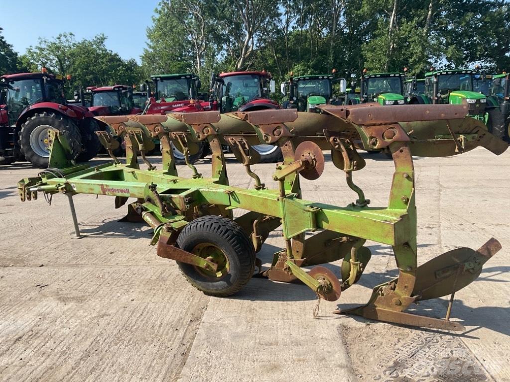 Dowdeswell DP120 MA Konventionelle Pflüge