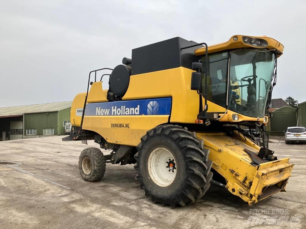New Holland CS 6080 Mähdrescher