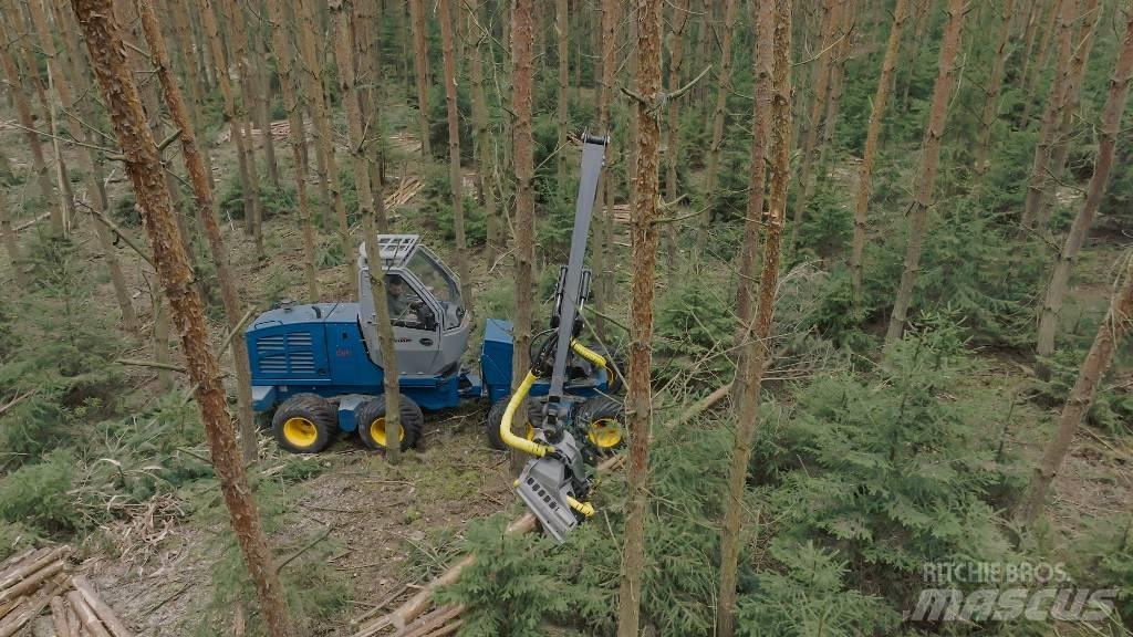 Novotný H512 Harvester