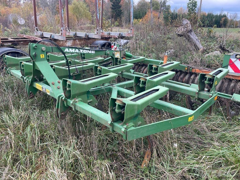 Amazone Cenius 4002 Meißelgrubber