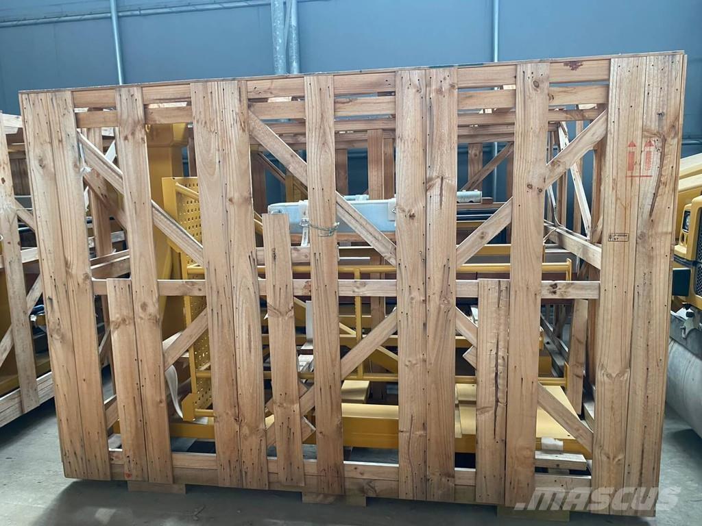 CAT 352 UHD Raupenbagger