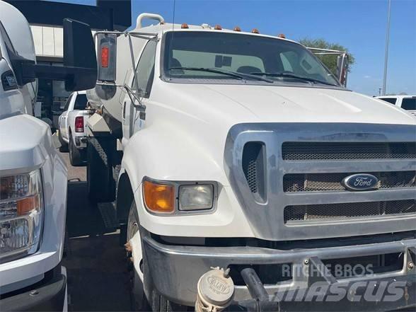Ford F750 Tankwagen