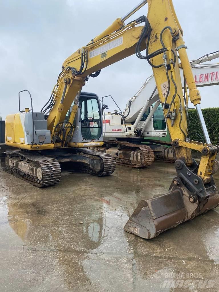 New Holland E 145 Raupenbagger