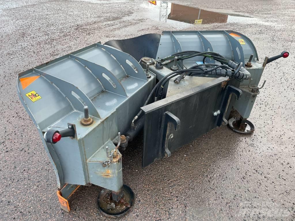 Fjärås VP245 Schneeschilde und -pflüge